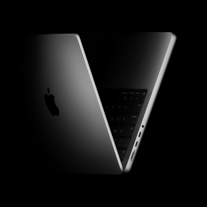 Apple MacBook Pro 14 — Apple M5 Pro, 24 Go, 2 To SSD, argent — vue 3