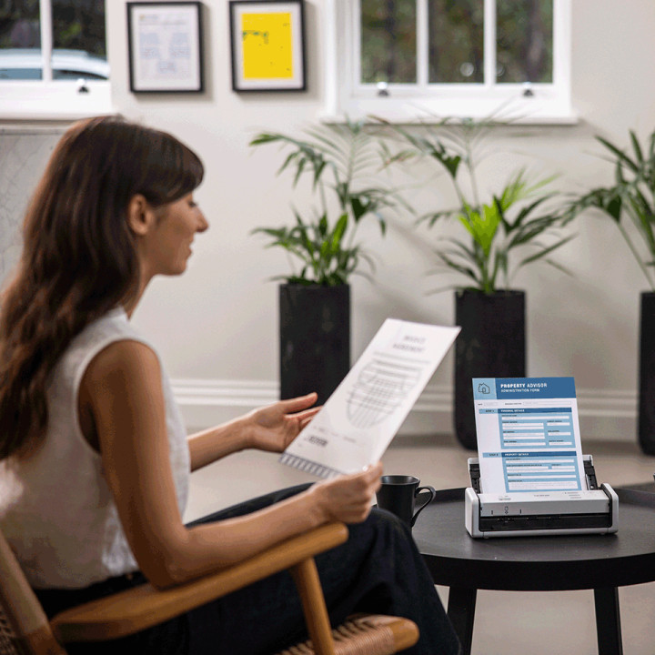 Brother ADS-1300 - Scanner compact et portable — vue 4