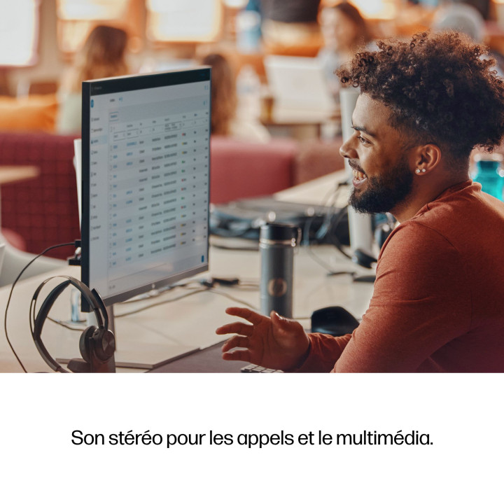 HP Poly Micro-casque Poly Voyager Focus 2 USB-C-C certifié Microsoft Teams + adaptateur USB-C/A +base de charg — vue 4