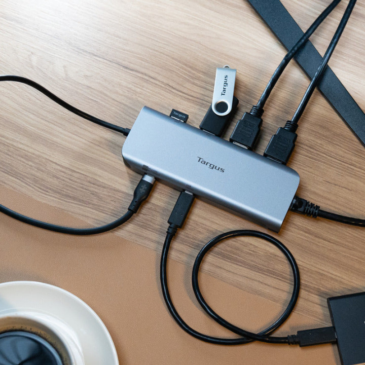 Targus DOCK427GL station d'accueil Avec fil USB 3.2 Gen 2 (3.1 Gen 2) Type-C Gris — vue 2